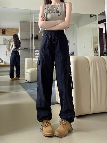 Womens's Loose Fit Cargo Pants – Straight Leg